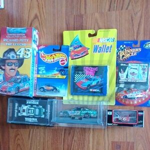 7 NASCAR and Hot Wheels Collectible Cars Set